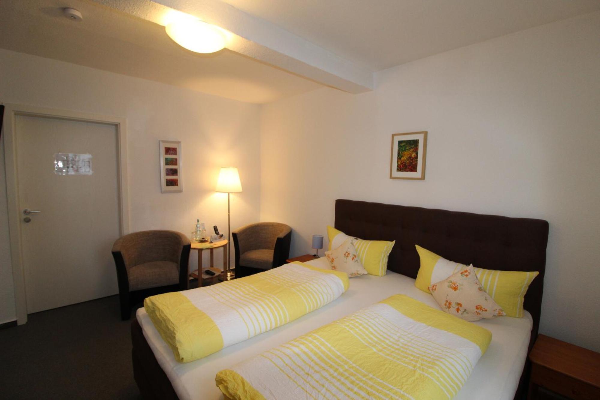 Hotel Schoene Aussicht Masserberg Rum bild