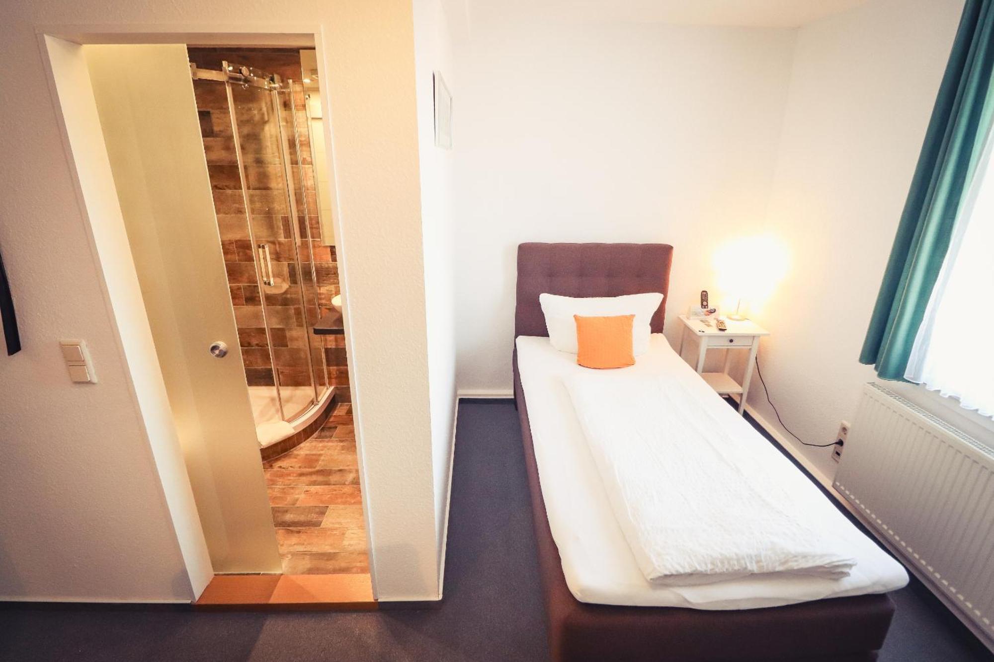 Hotel Schoene Aussicht Masserberg Rum bild